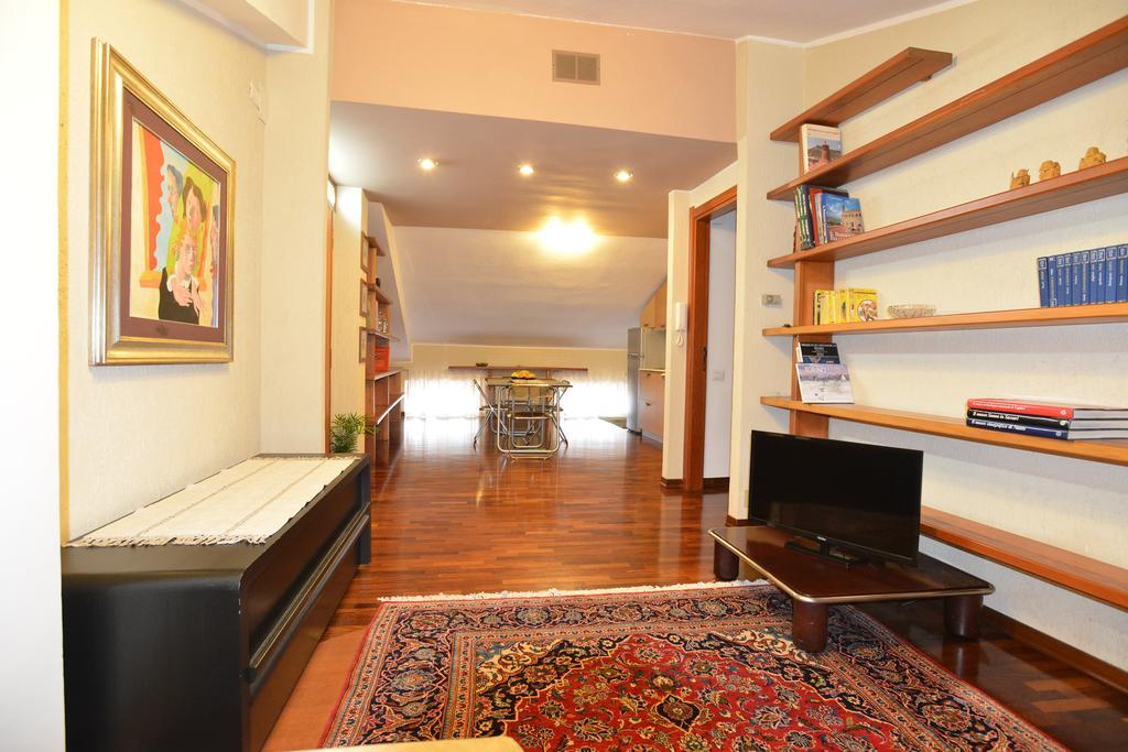 Maison Matisse Daire Cagliari Oda fotoğraf